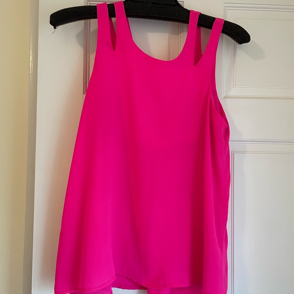 Hot pink top
